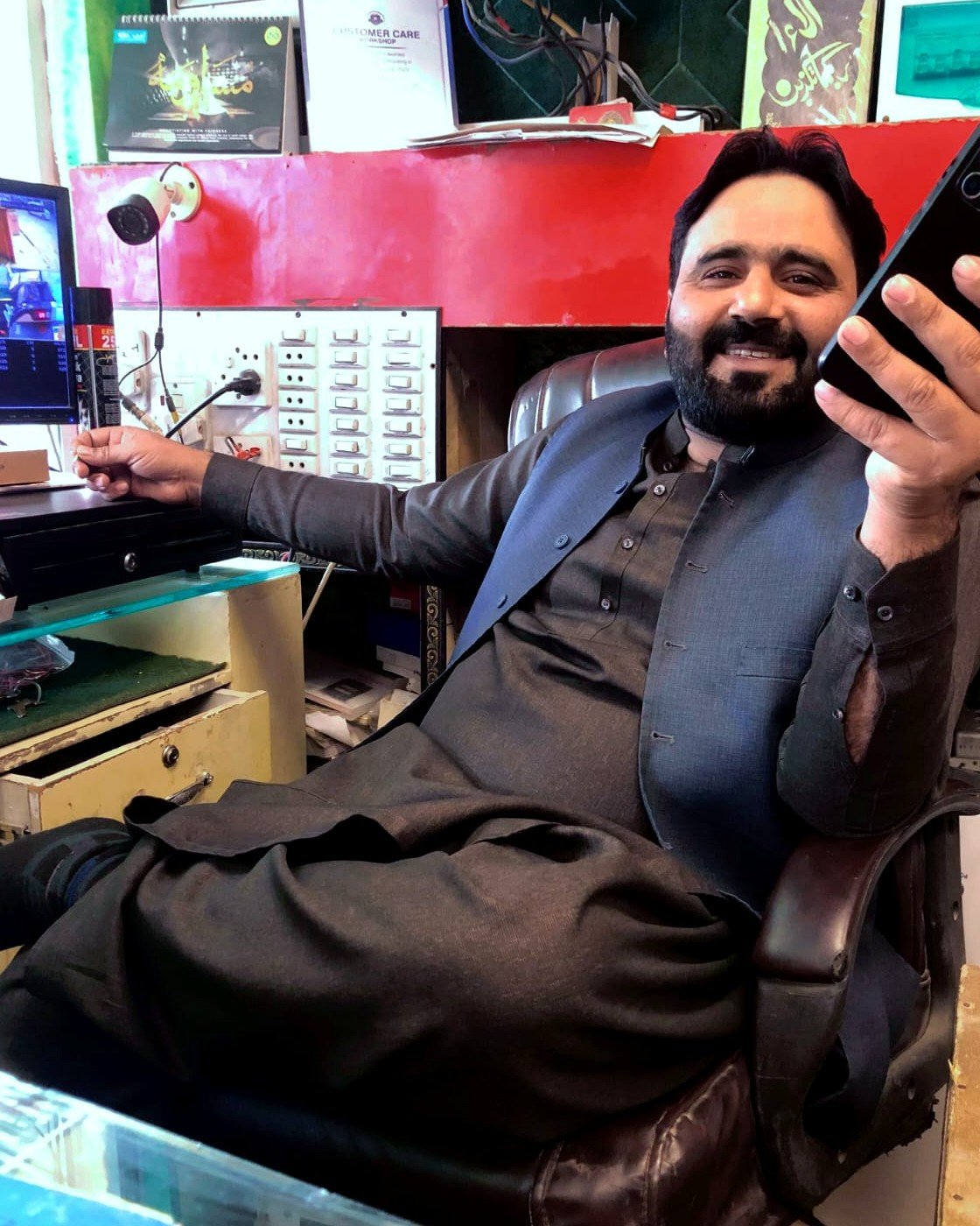 Kaleem Ullah (Babloo Baloch), Founder & CEO of Al-Sheikh Solar Solution, in the shop